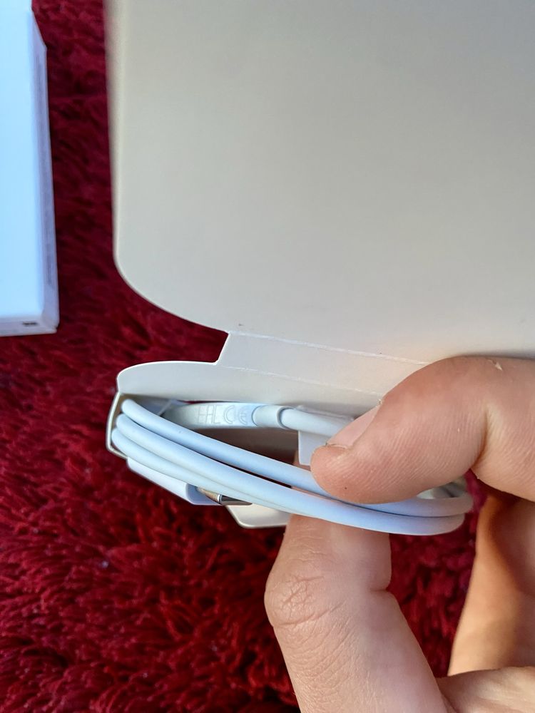 Бездротова магнітна зарядка MagSafe Apple Magnetic