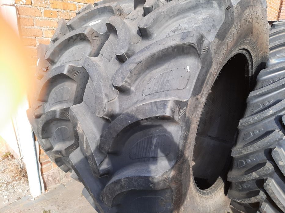 Opona 710/70r42 GALAXY RGX EP700 173B/172A8