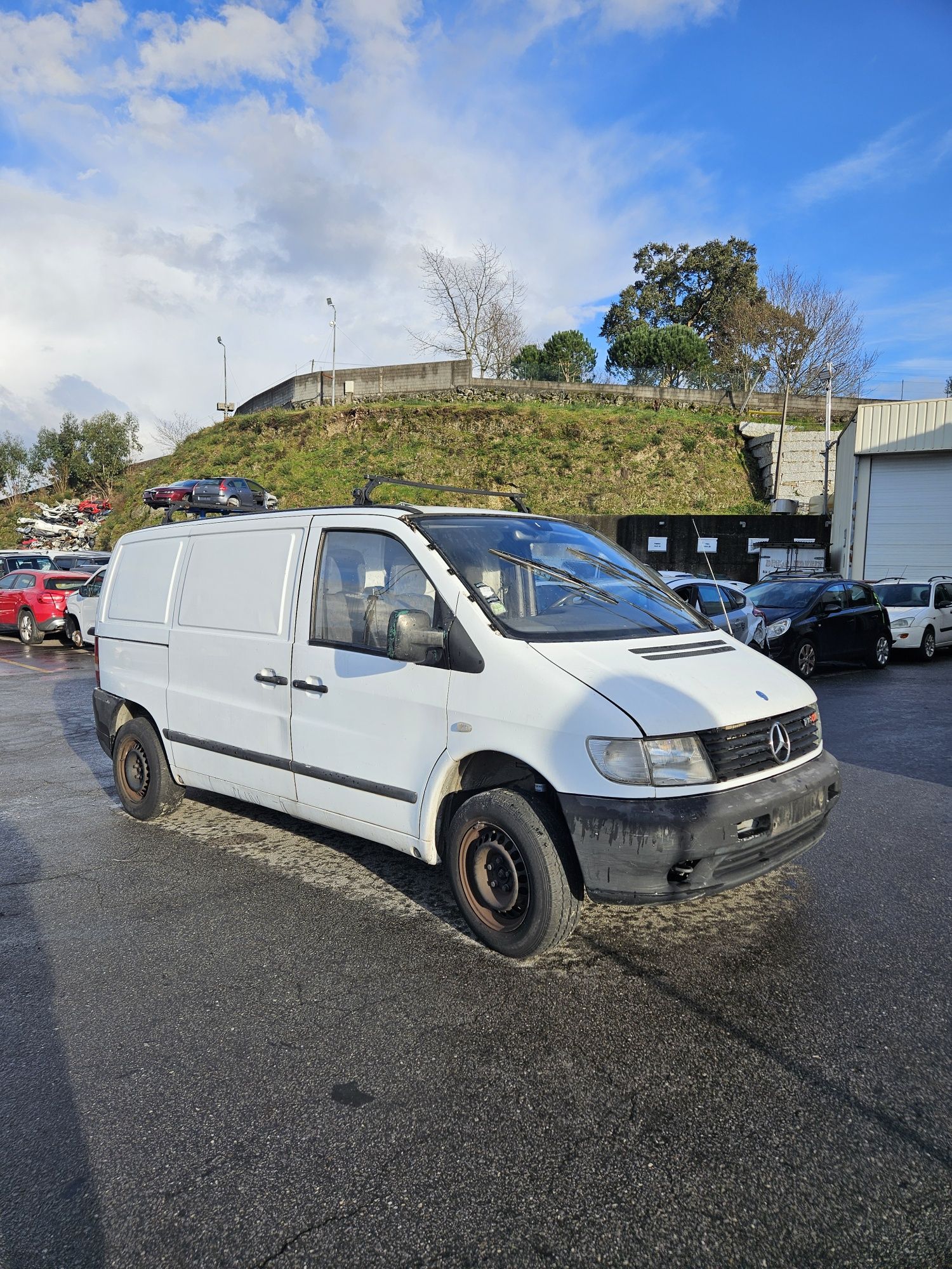 Mercedes-Benz Vito W638 108 CDi de 2000 para peças