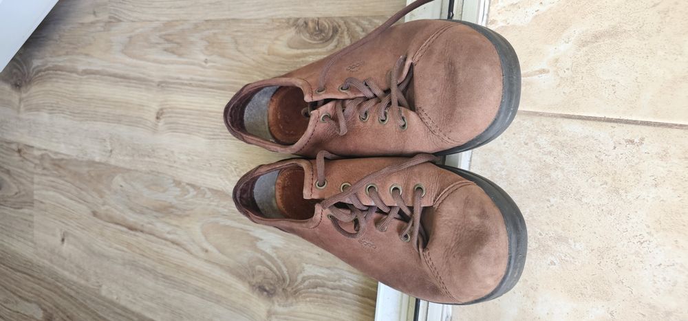 ECCO damskie buty skórzane rozmiar 40 wkładka 25,5cm