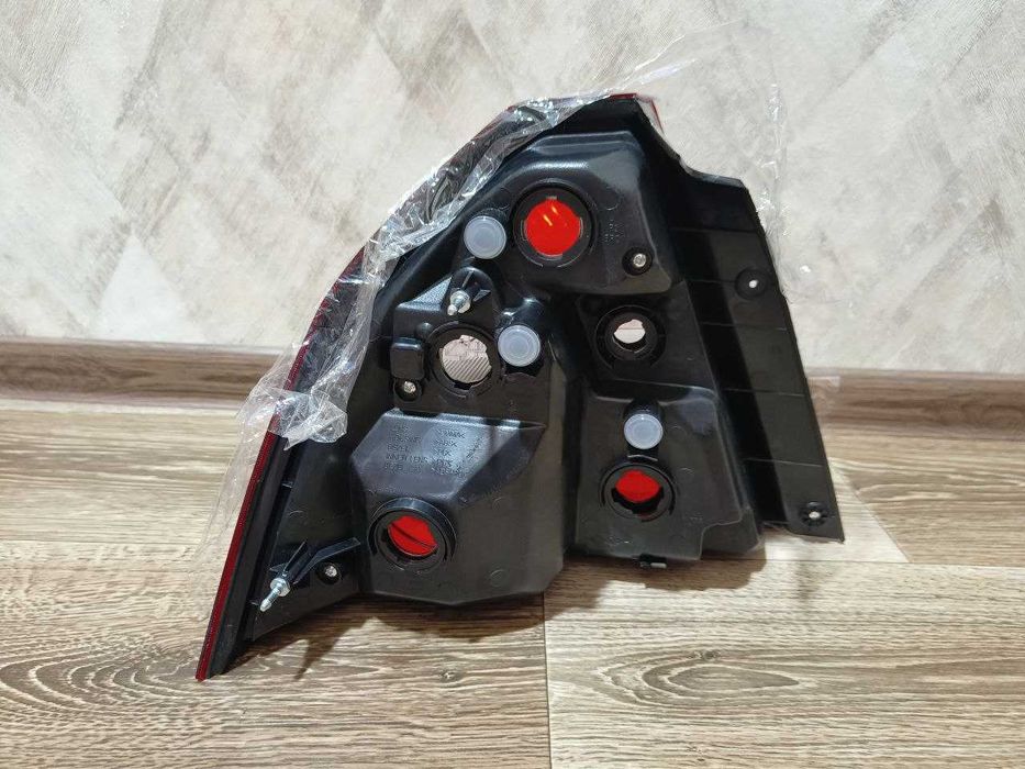 Фонарь задний левый правый Авео Т250 Вида Chevrolet Aveo Vida стопы