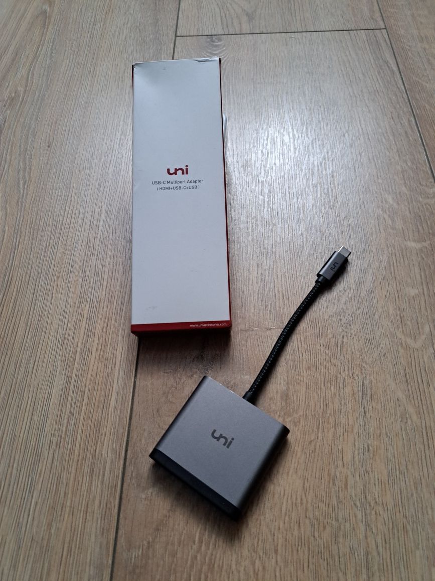 Adapter 3w1 USB-C na HDMI, USB-A, USB-C UNI