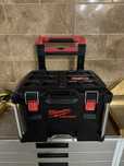 Milwaukee packout великій ящік для інструментів на колесах