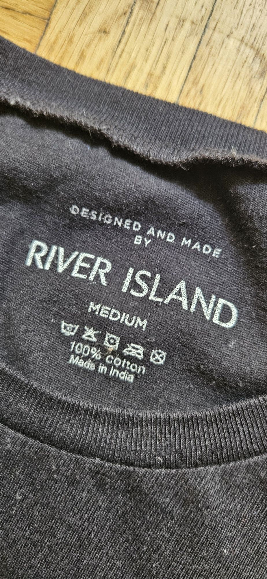 Koszulka River Island M czarna woodstok bez rekawów duża rock pies zęb