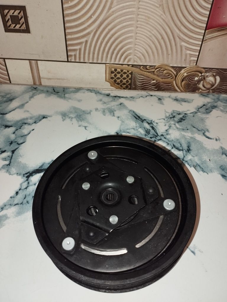 Муфта компресора кондиціонера Thermotec KTT040051