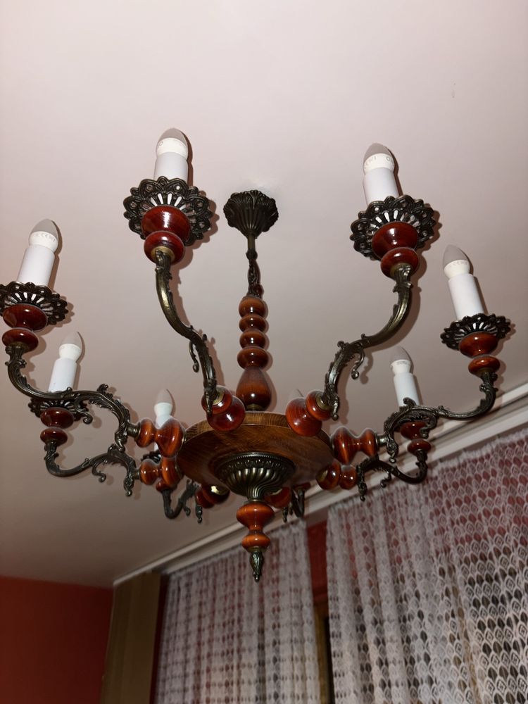 Lampa w starym stylu, 8 punktów światła