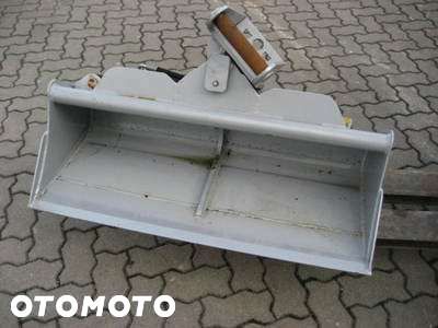 lyzka minikoparka  skarpowa hydrauliczna