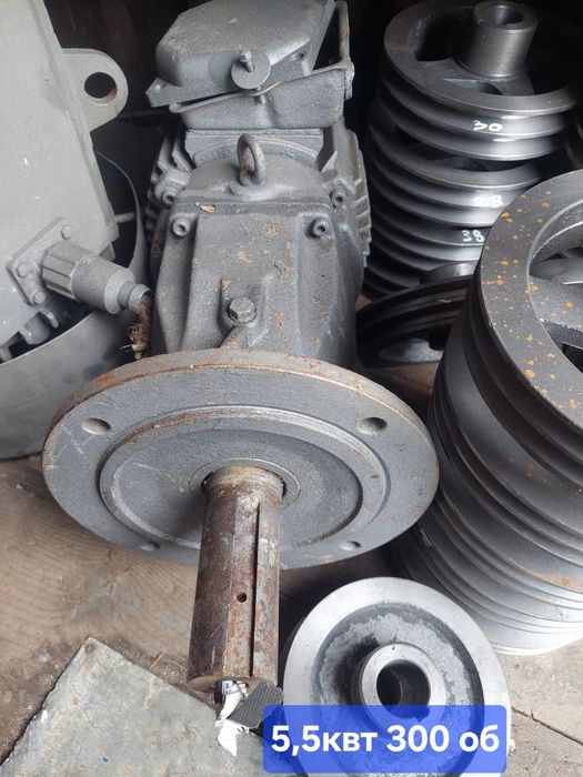 Дровокол морква. Моторредуктор на дровокол