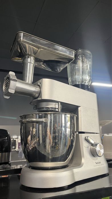 Кухонна машина Tefal Masterchef Grande QB813D38