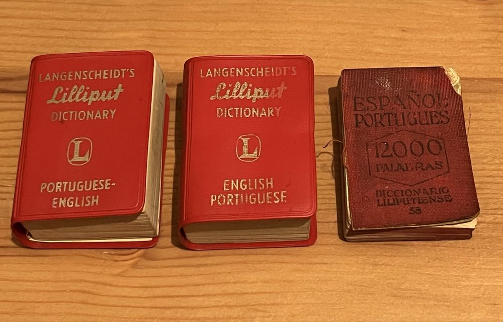 Lilliput dicionários em miniatura