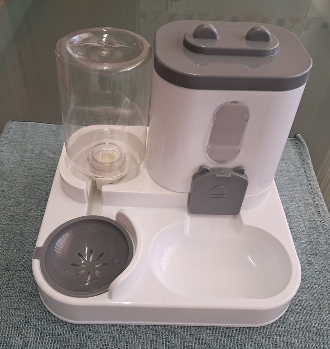 Comedouro para cão/gato