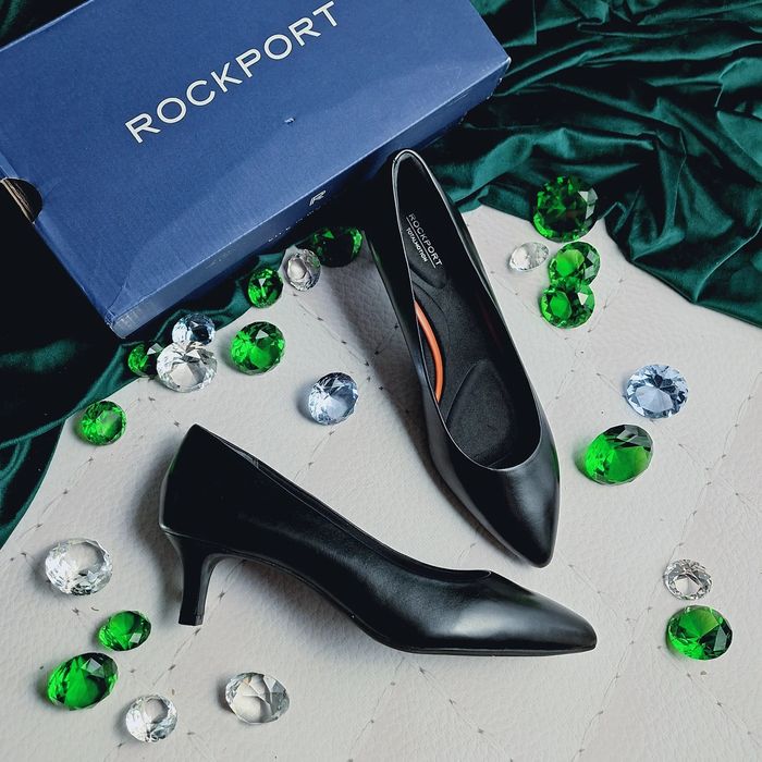 Жіночі туфлі човники шкіряні на шпильці великого розміру устілка 28см