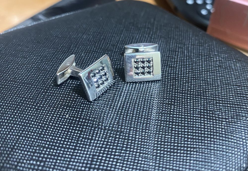 Запонки из серебра