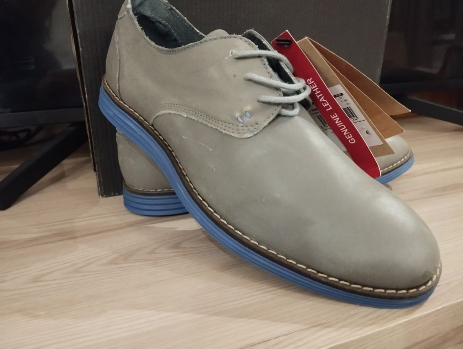 Продам чоловічу обув