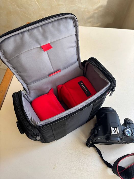 Canon EOS 800D + об'єктив 50 мм 1.8