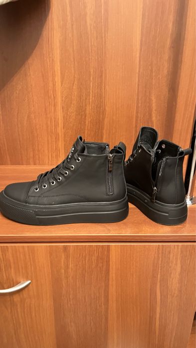 Ботинки новые демисизонные