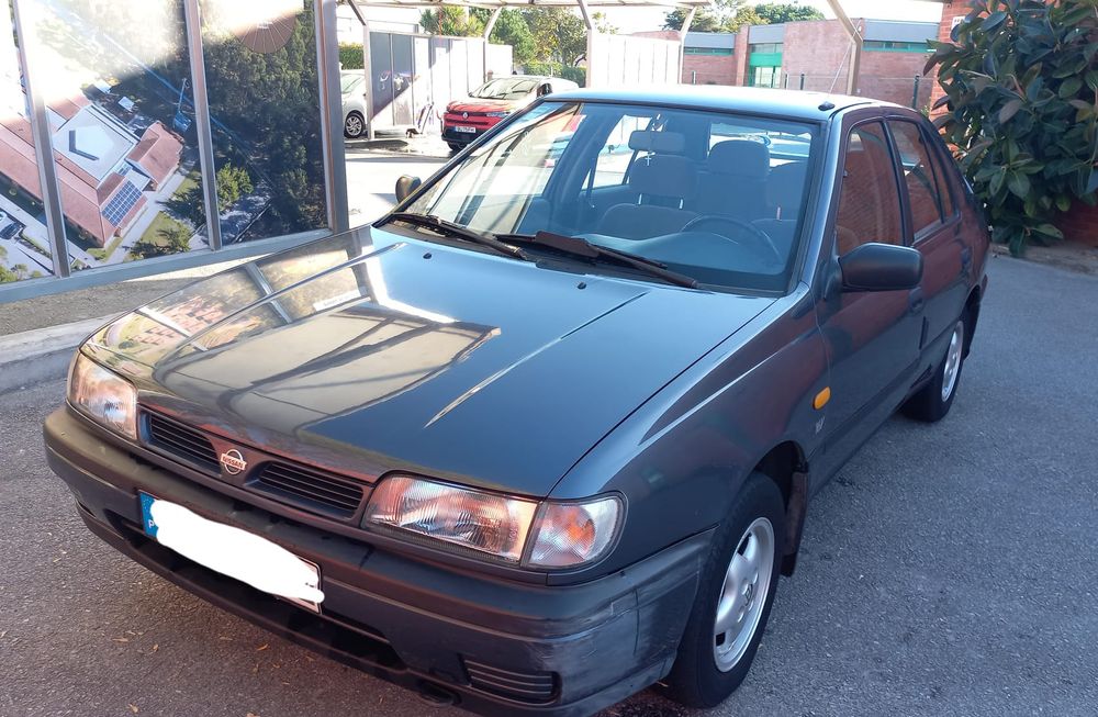 Nissan Sunny Impéc