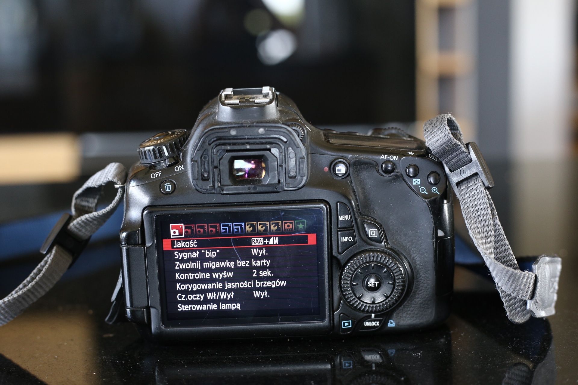 Canon 60D plus Tamron 17-50 mm F 2.8