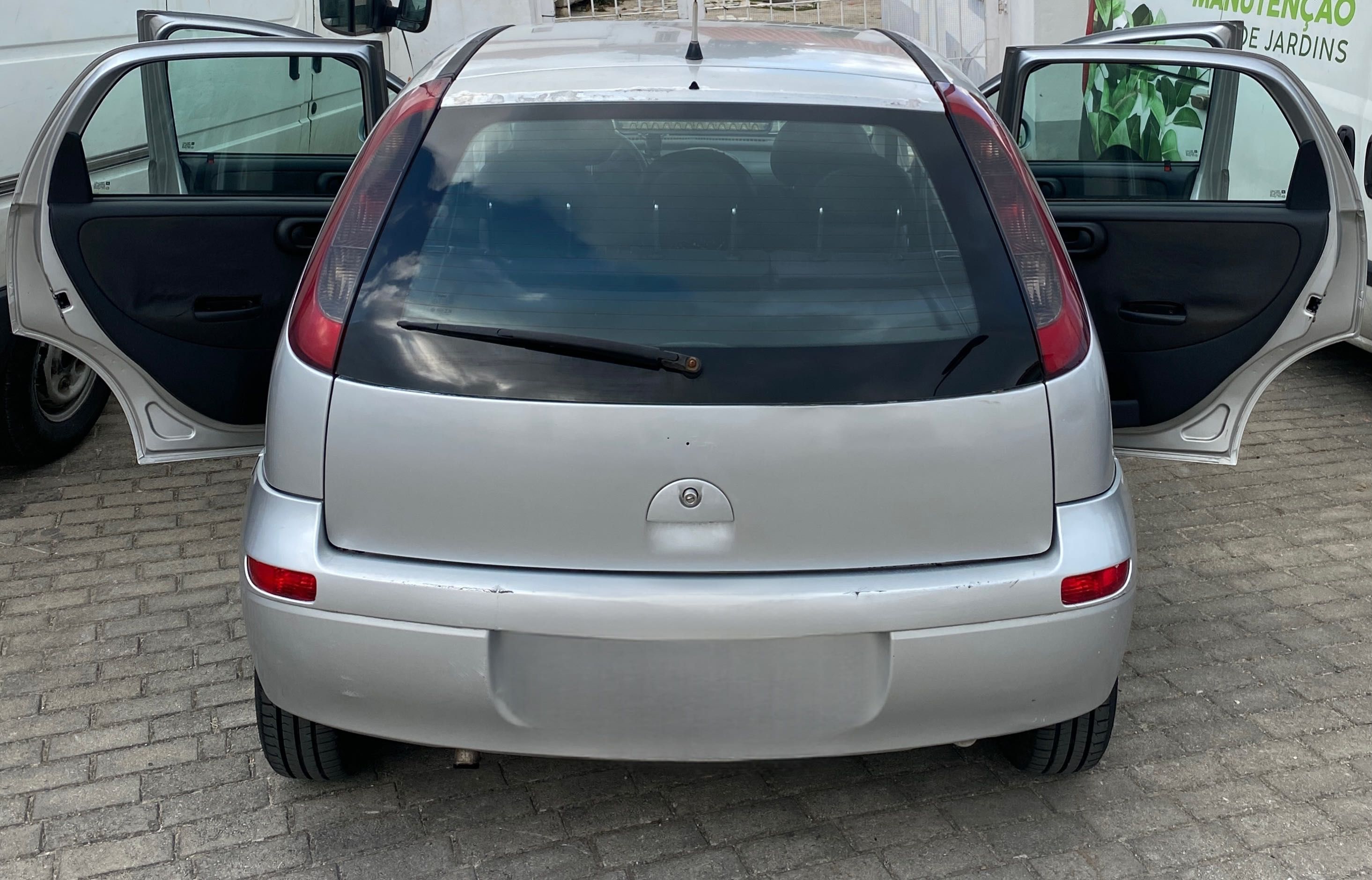 Oportunidade! Opel Corsa C 1.2 - Excelente Estado Mecânico e Económico