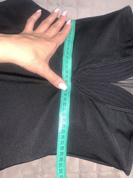 Суцільний купальник