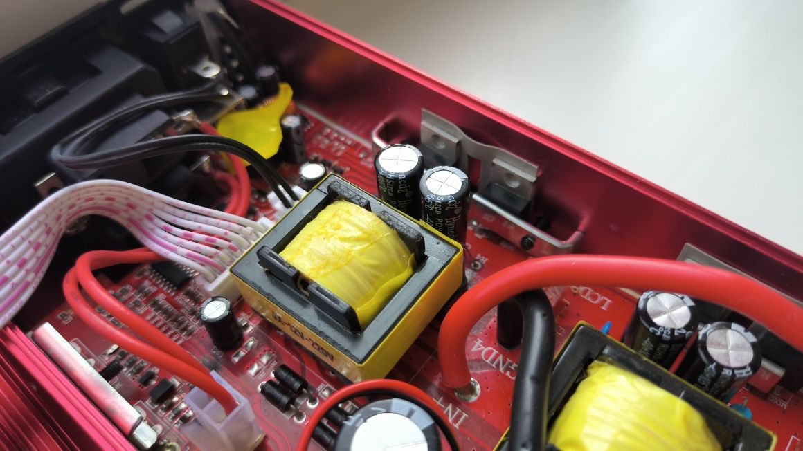Інвертор DDRADON 2000W не працює