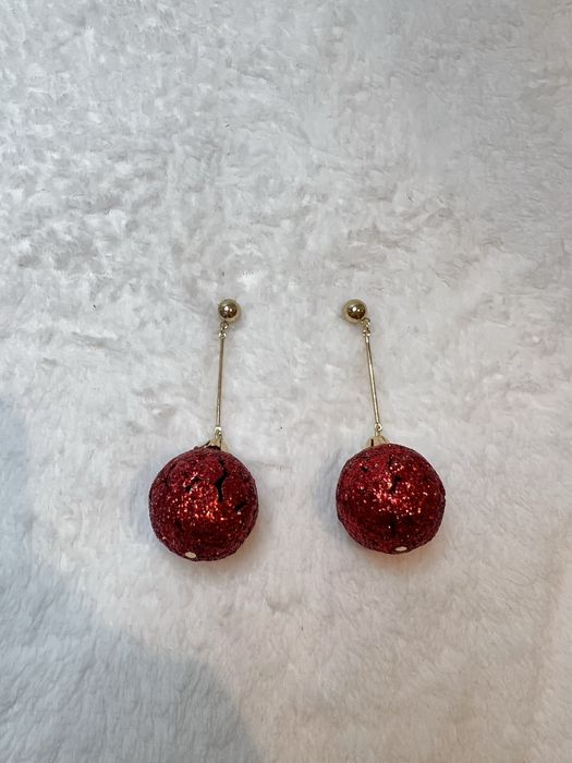 Kolczyki czerwone bombki