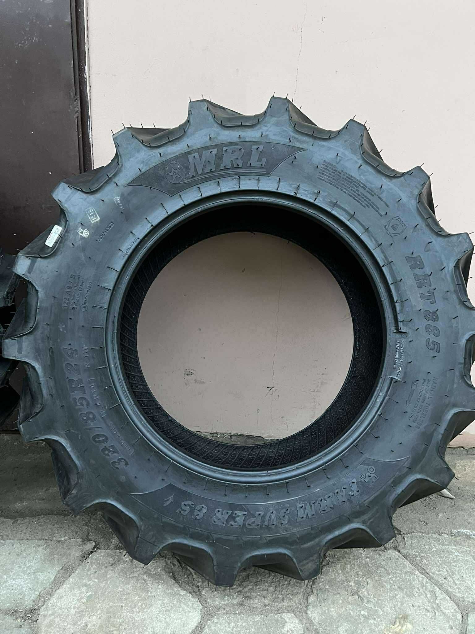 Opony rolnicze MRL 320/85 R24 2 szt.