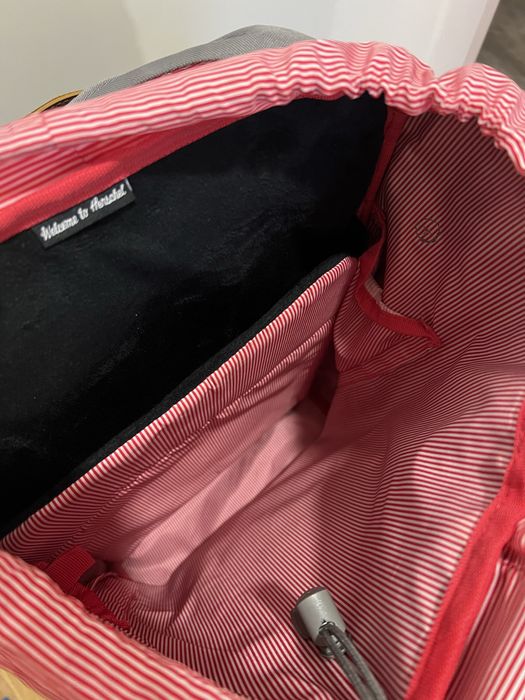 Mochila Herschel Little America 25L