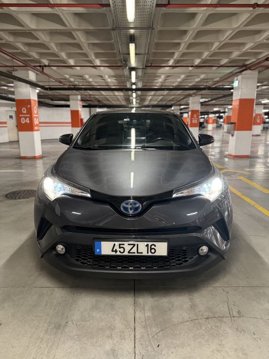 Toyota chr 1.8 exclusive + p.luxury