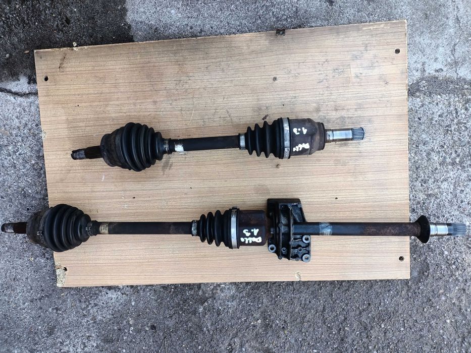 półoś prawa lewa  FIAT DOBLO 1.3 JTD 2012R euro 5