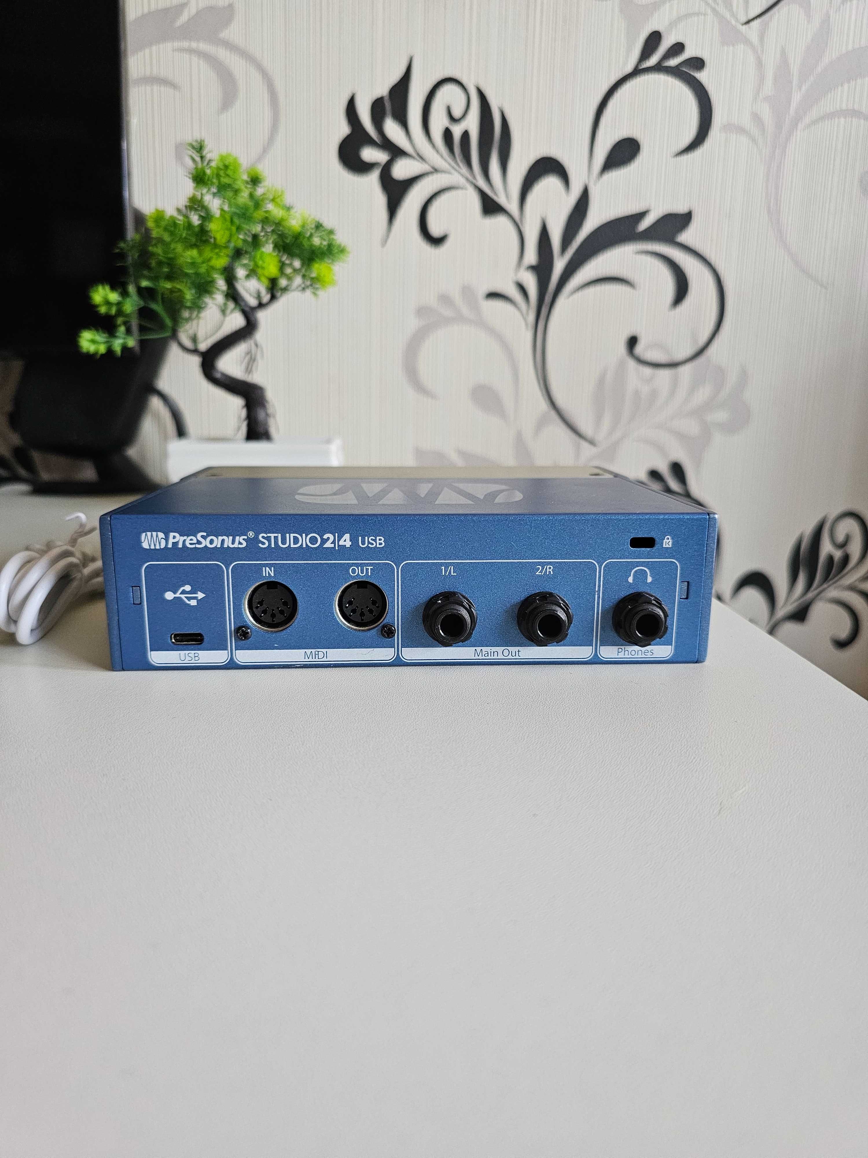 Аудіоінтерфейс / Звукова карта PreSonus studio 24c