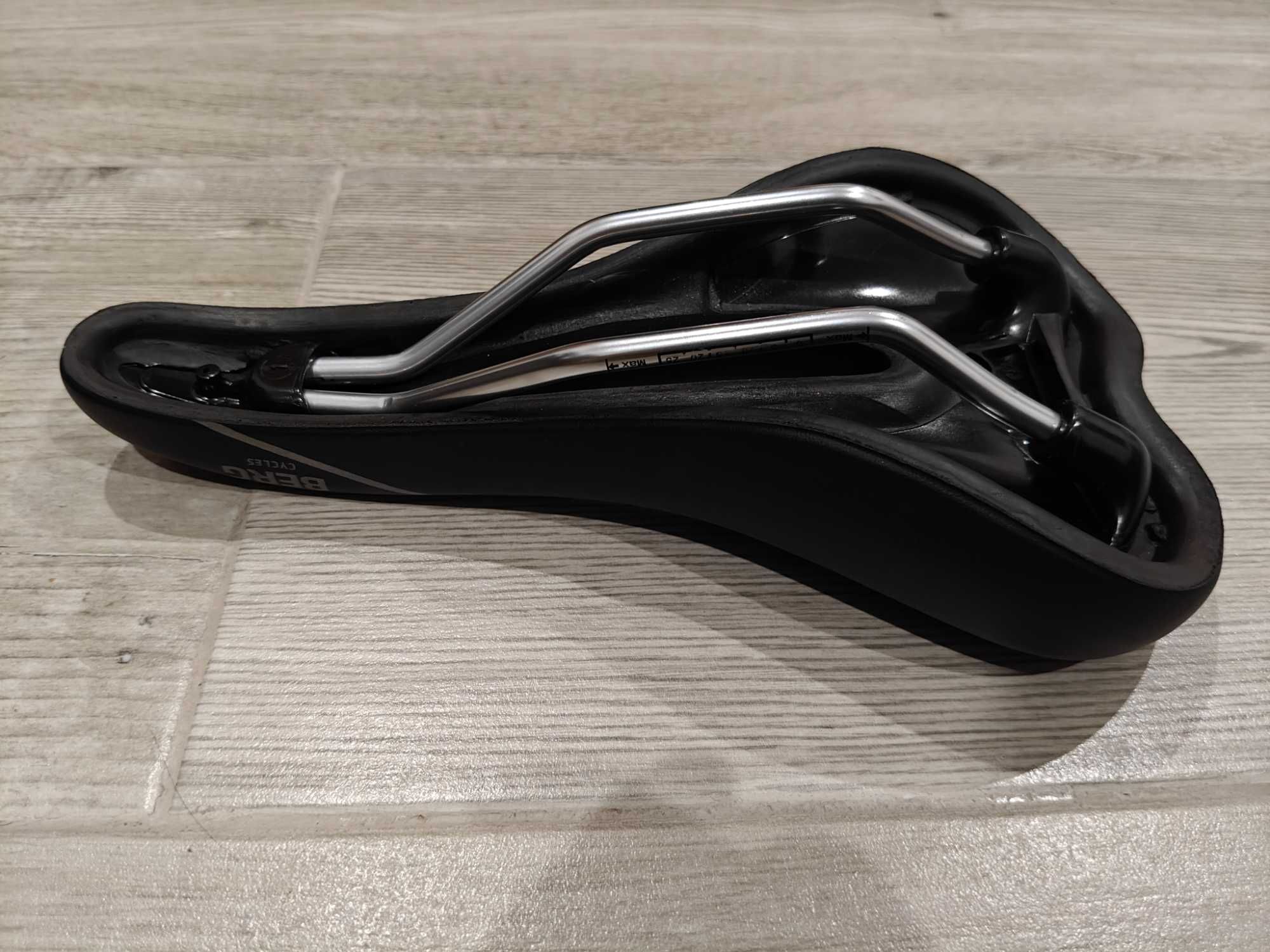 Selins de bicicleta novos