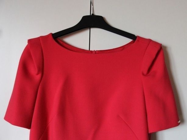 SIMPLE sukienka czerwona malinowa 34 xs 36 s suknia slub praca