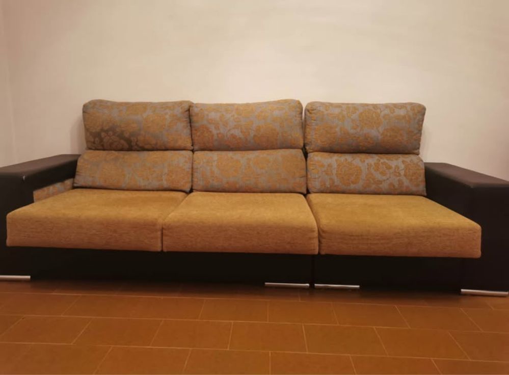 Sofá 3 lugares com chaise longue