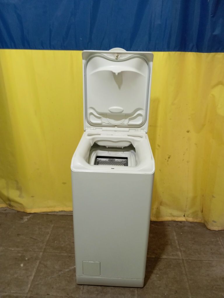 Стиральная машина Zanussi ZWQ5130