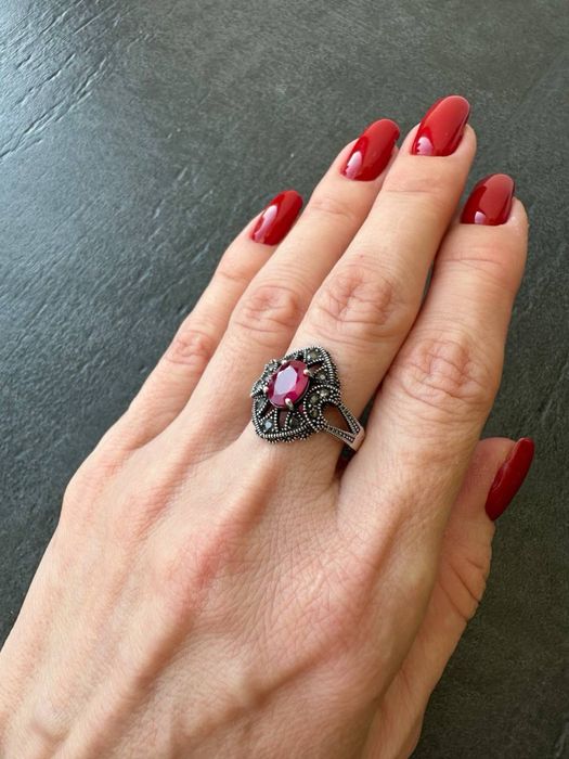 Кольцо с рубином и марказитами, перстень 925, серебро 925,