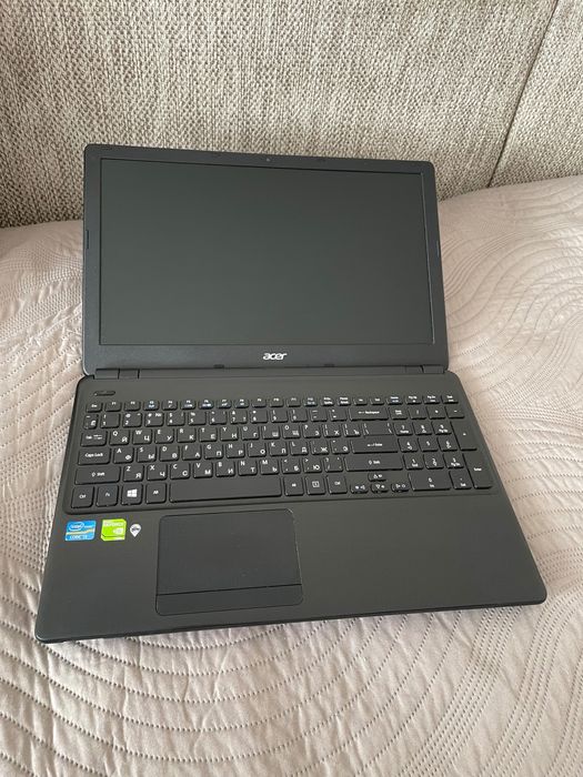 Sprzedaję Laptopa Acer