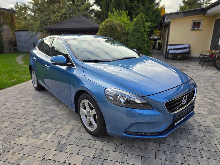 Volvo V40 Volvo v40 2.0 d3 2015r