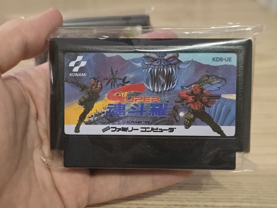Contra та Super C (Famicom, Dendy)