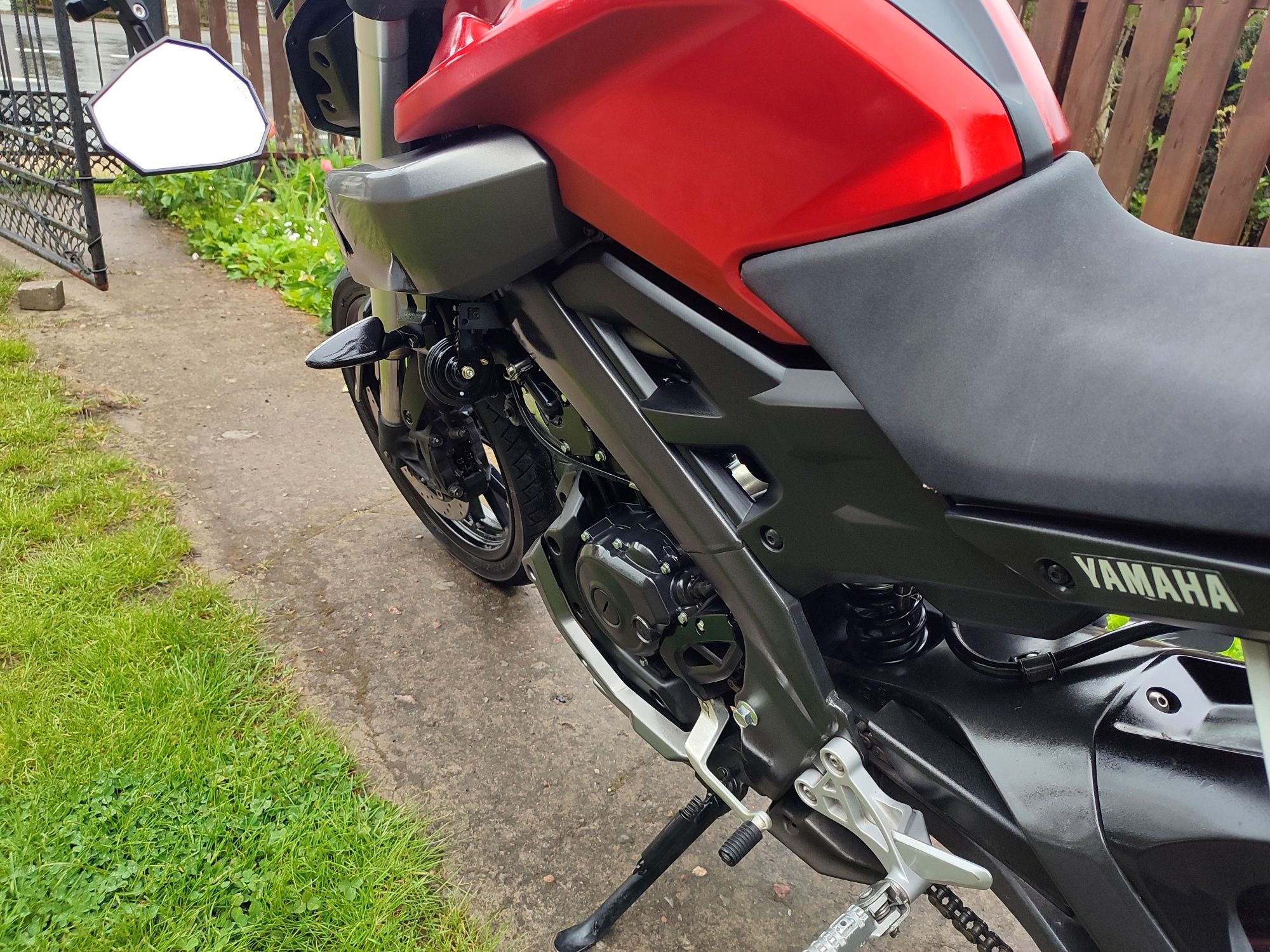 Yamaha MT 125  2015r 22 tys km / TRANSPORT