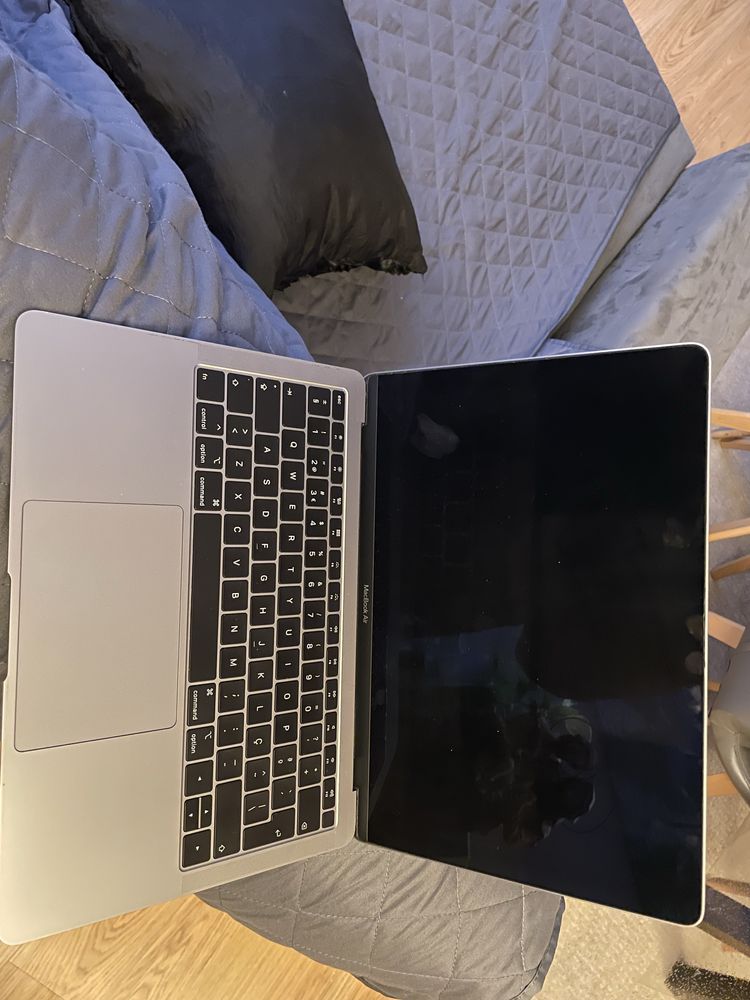 Macbook air A1932
