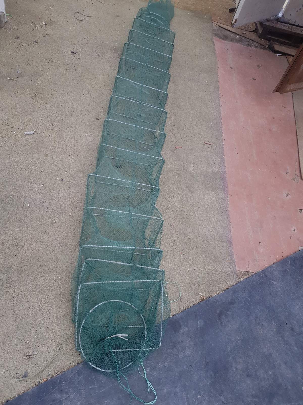Садок сетка для рыбы раков длинна около 3х метров
