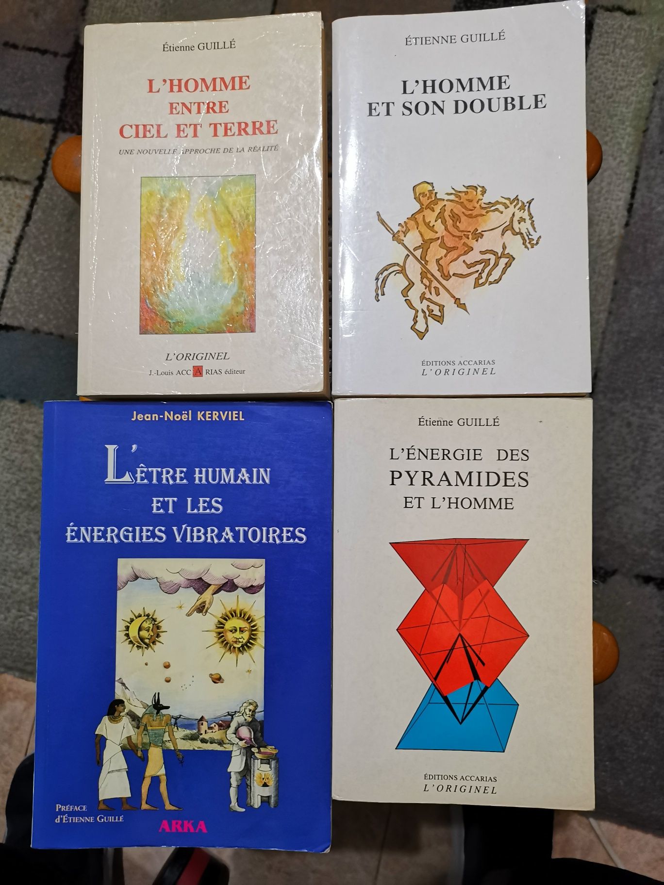 4 livros fundamentais do Esoterismo e Radiestesia
