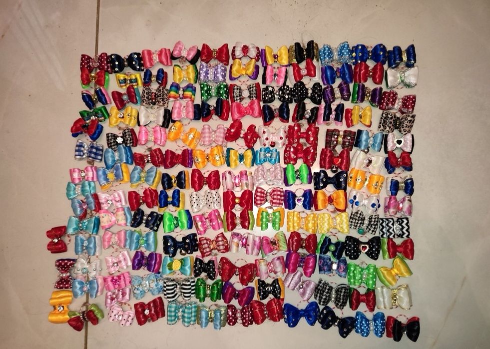 Zestaw 156 ręcznie robionych gumek dla psa (York) Angel Bows handmade