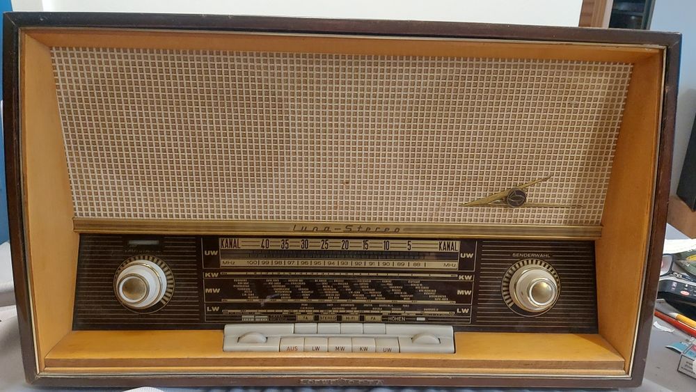 Radio loewe opta luna stereo 6761W