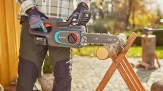 Akumulatorowa piła łańcuchowa PowerSaw 250/18V