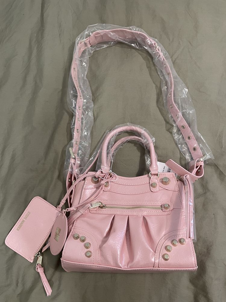 Rozowa torebka na ramie Steve Madden Y2K