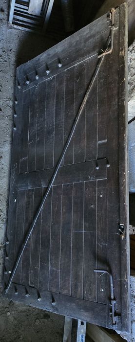 Drzwi garażowe używane