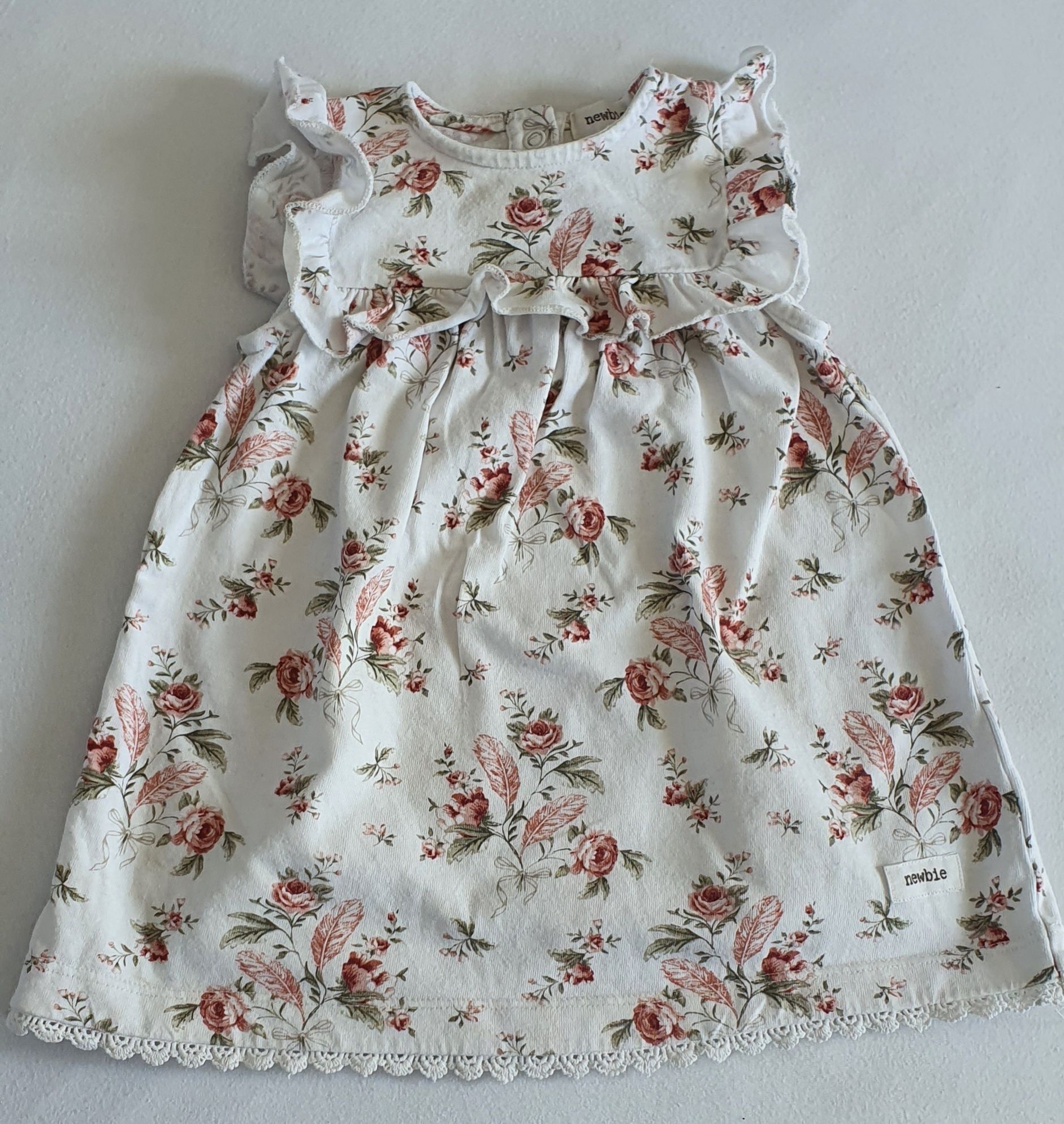 NEWBIE- sukienka na lato dla dziewczynki kr.rękaw w kwiaty r.74cm