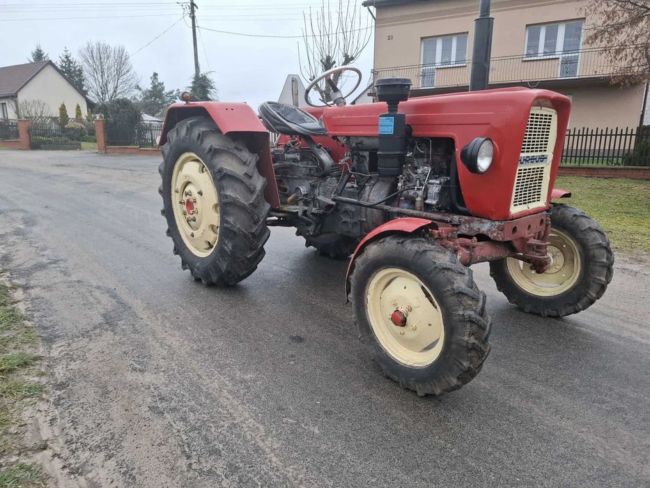 URSUS C 330/ ZETOR 7211